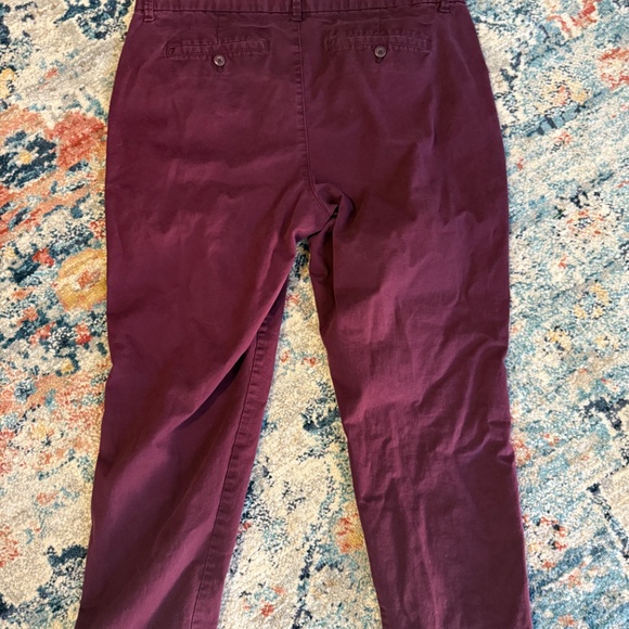 Gap khaki womens pants - Picture 2 of 3